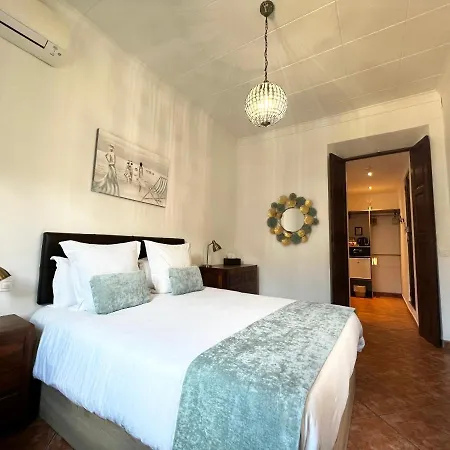Hotel Casa Bougainvillea 3*
